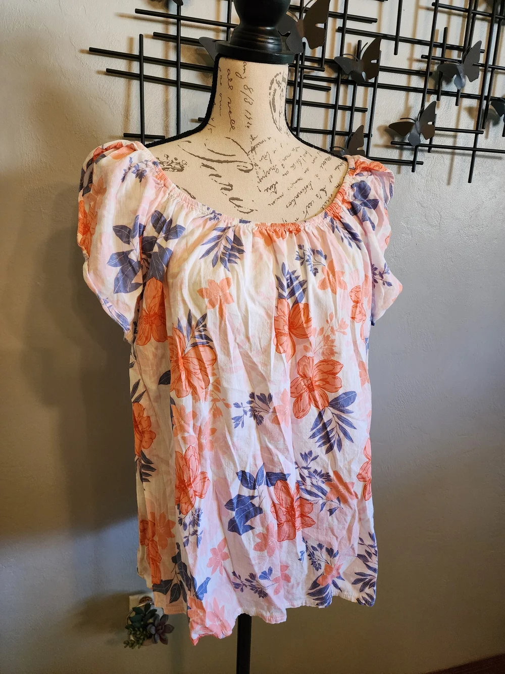 GAP Peach and Blue Tropical Floral Top With Tulip Sleeves